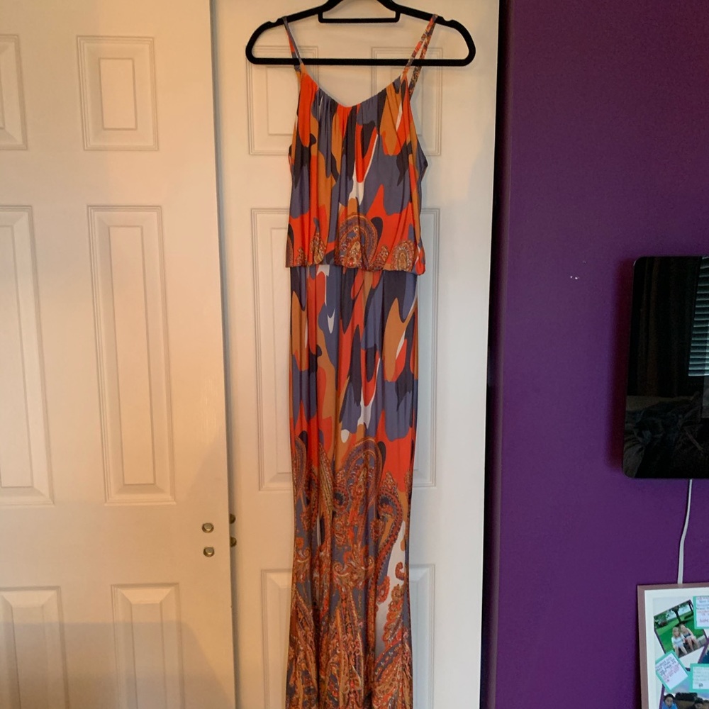 Small Maxi dress, super fun patterns. Worn once.